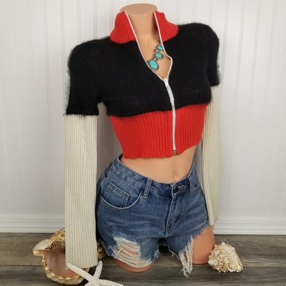 Vintage Sweaters - Vintage Miss Deanna cropped Angora zip sweater M
